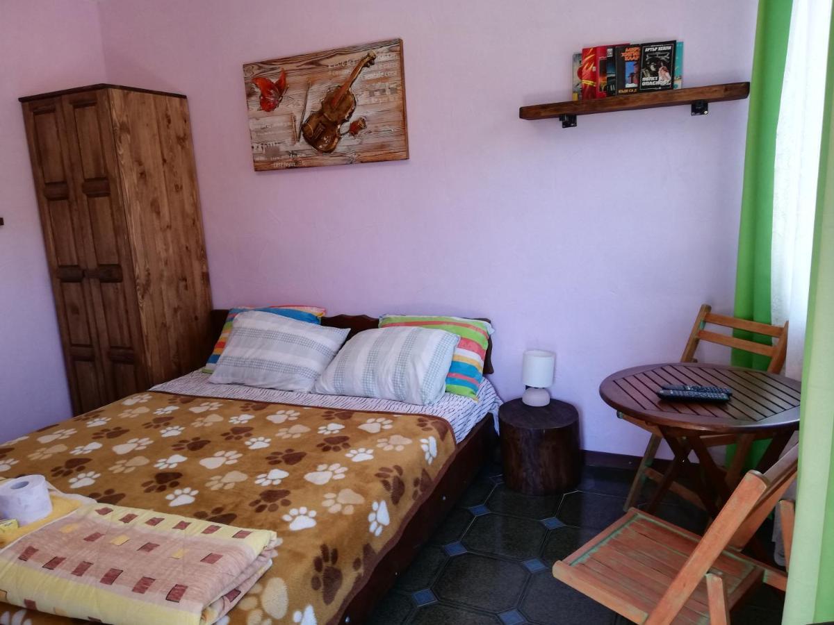 Guest House Fanny Sinemoretz Extérieur photo