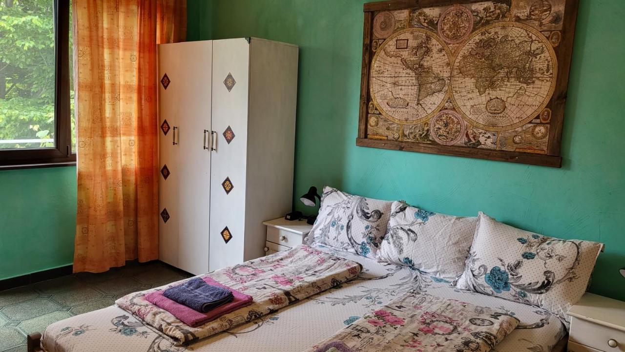 Guest House Fanny Sinemoretz Extérieur photo