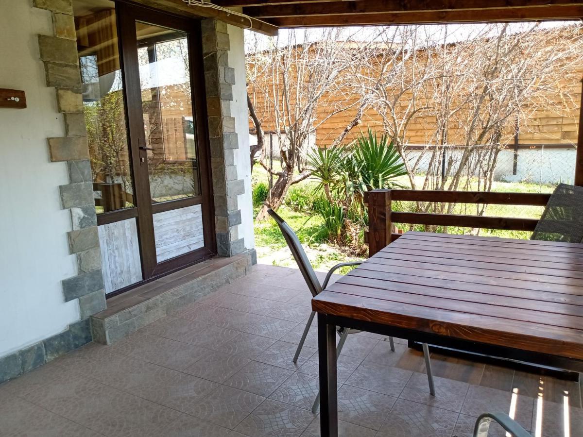 Guest House Fanny Sinemoretz Extérieur photo